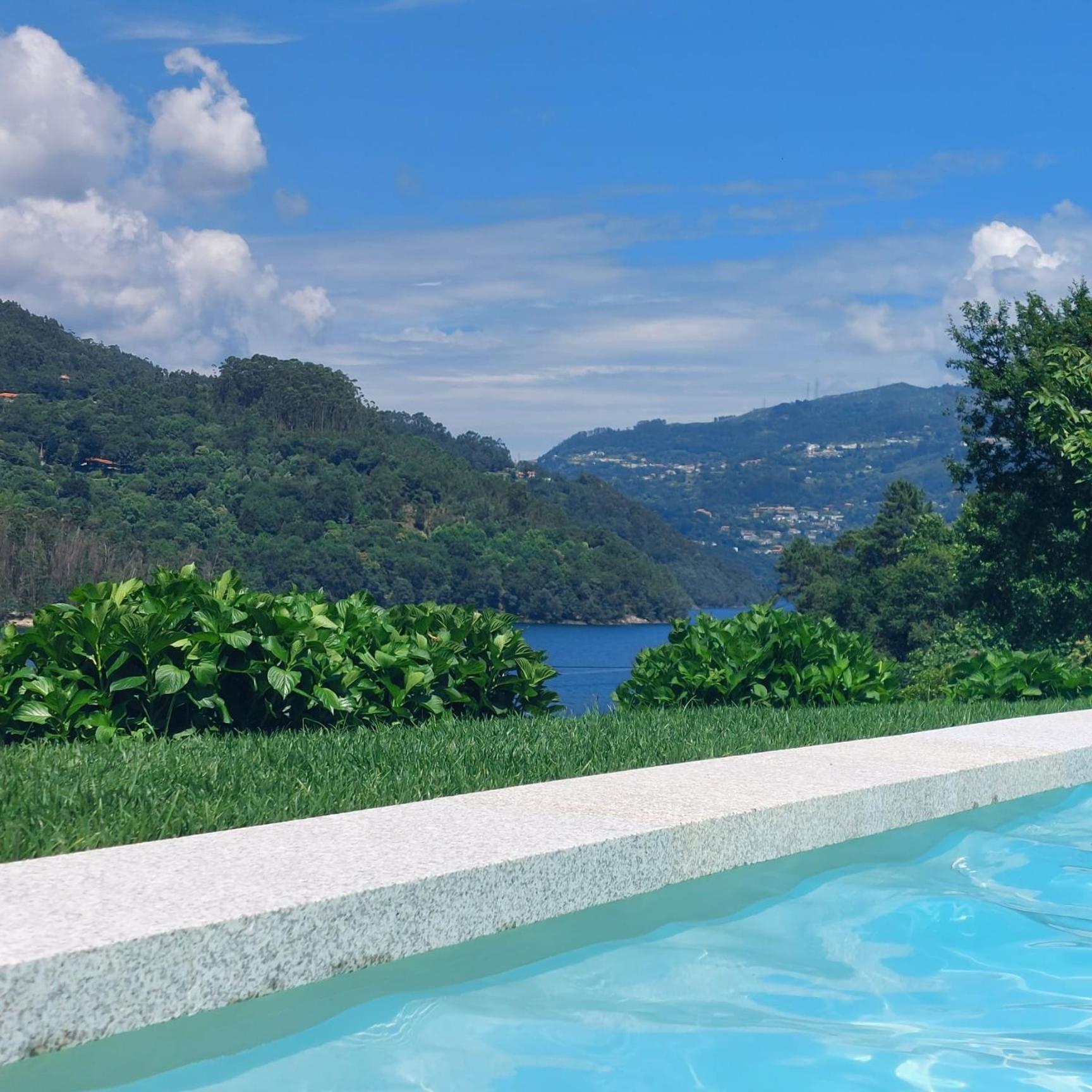 Casa Do Penedo - Quinta De Fundevilla Farm stay